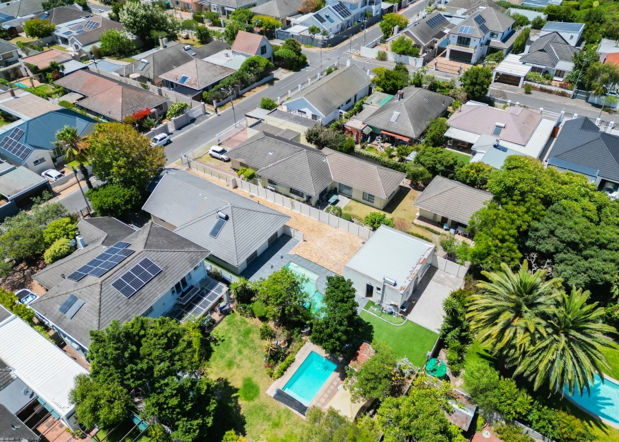 3 Bedroom Property for Sale in Rondebosch Park Estate Western Cape